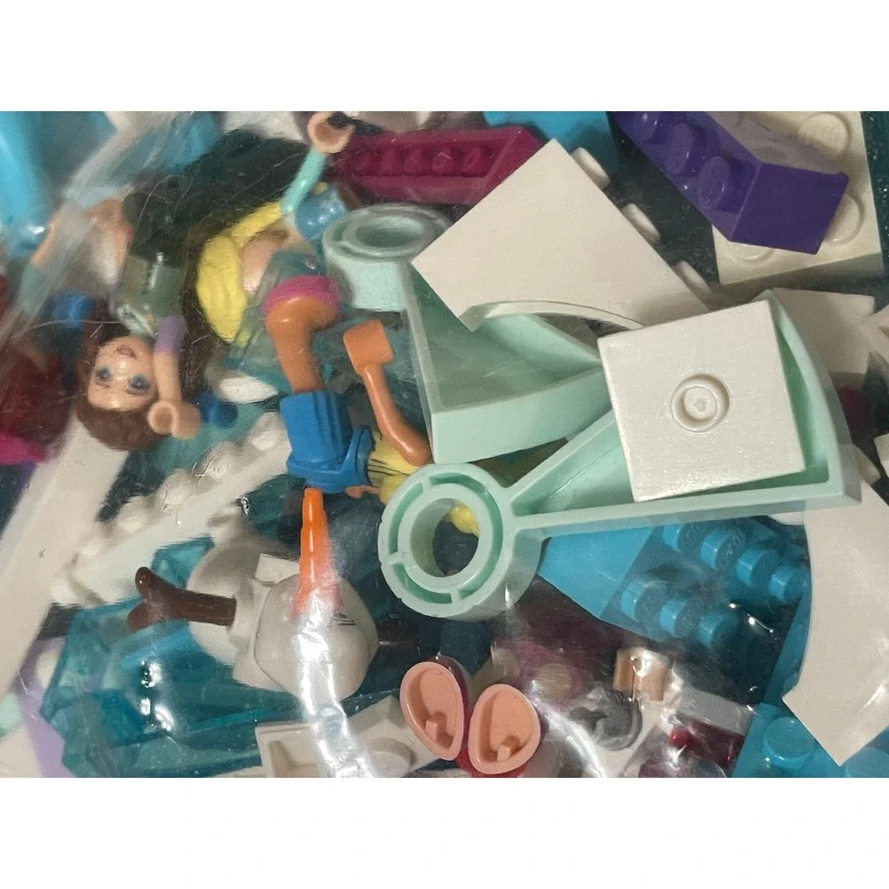 Lego Lot Gallon Ziplock Bag of Lego Parts and Pieces Disney Frozen Theme - Picture 5 of 8